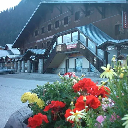 Pour 2-3 Personnes Avec Balcon A Valfrejus - Fr-1-265-279 * Modane