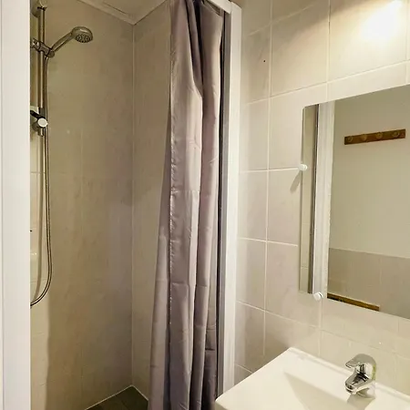 Apartamento Pour 2-3 Personnes Avec Balcon A Valfrejus - Fr-1-265-279 Modane